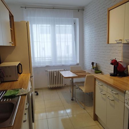 Amazing Flat In Old Town With Large Balcony Appartement Bratislava Buitenkant foto