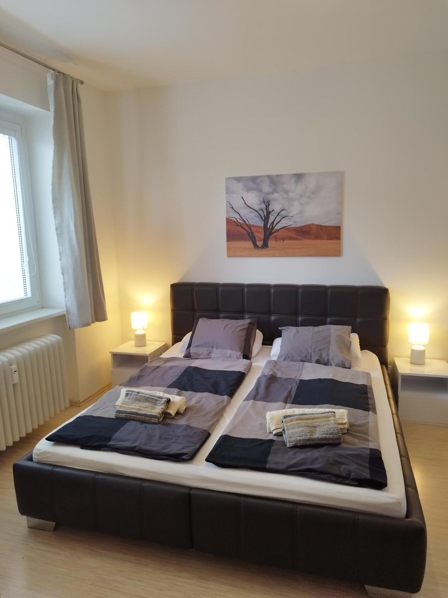 Amazing Flat In Old Town With Large Balcony Appartement Bratislava Buitenkant foto